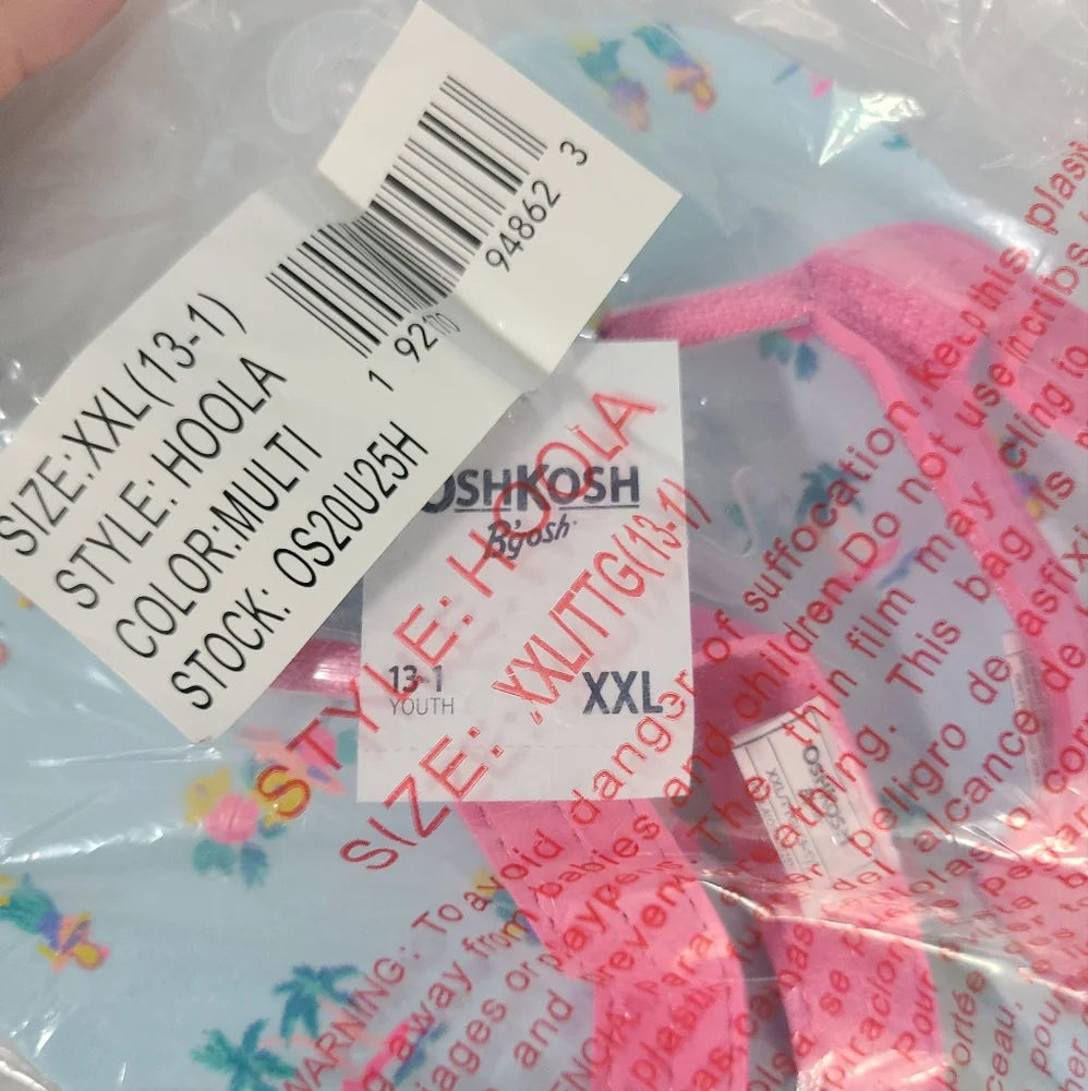 NWT Oshkosh Hula Flip Flops